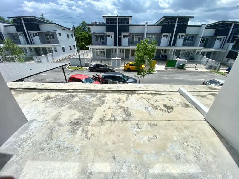 Rumah Teres untuk Dijual di Beranang (Selangor) - Hasliza Hassan - Exterior - PropertyGuru.com.my