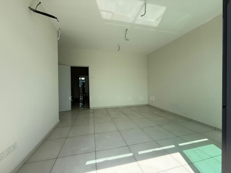 Semi-Detached House for Sale in Taman Sutera Utama (Skudai) - Kris Pang - PropertyGuru.com.my