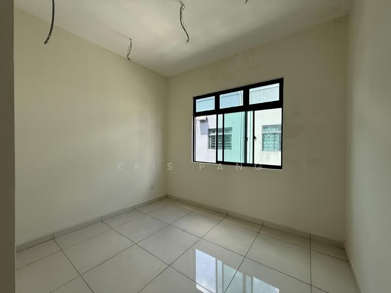 Semi-Detached House for Sale in Taman Sutera Utama (Skudai) - Kris Pang - PropertyGuru.com.my