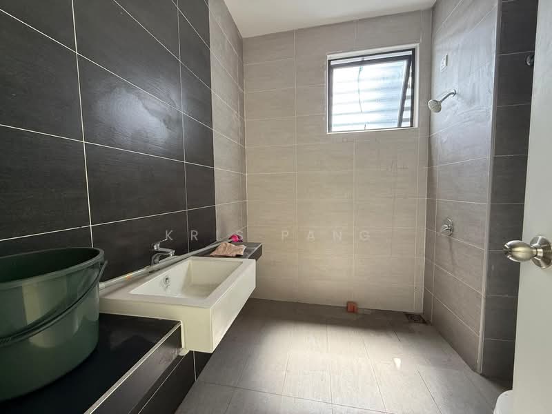 Semi-Detached House for Sale in Taman Sutera Utama (Skudai) - Kris Pang - PropertyGuru.com.my