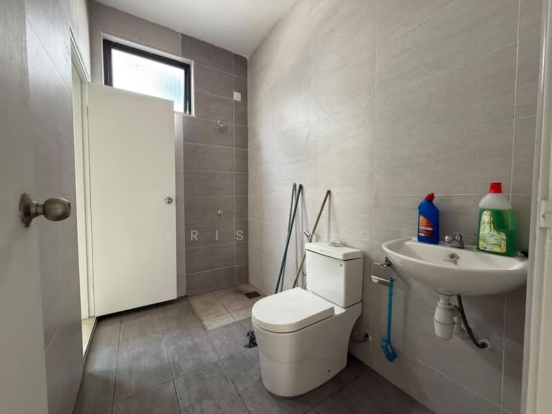 Semi-Detached House for Sale in Taman Sutera Utama (Skudai) - Kris Pang - PropertyGuru.com.my