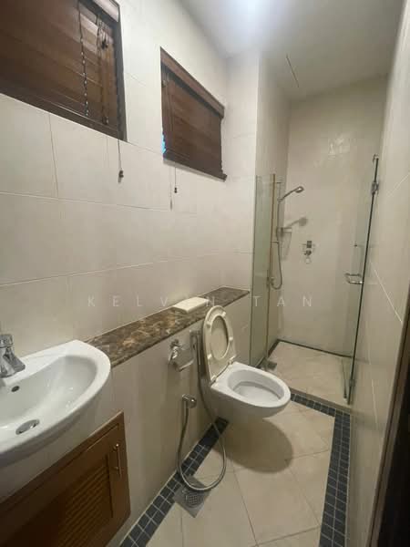 Rumah Berkembar untuk Disewa di Taman Sri Hartamas (Sri Hartamas) - Kelvin Tan - Bathroom - PropertyGuru.com.my