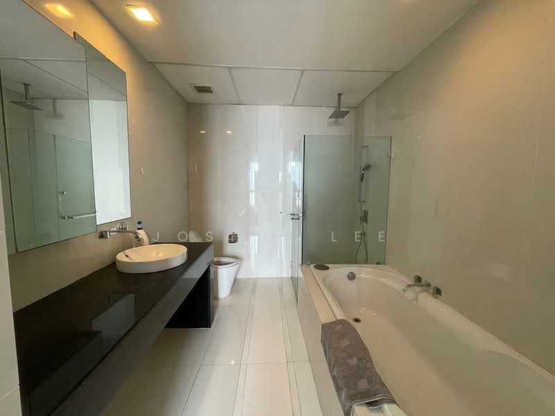 Condominium for Sale at Gateway Kiaramas Residences - Joshua Lee - Bathroom - PropertyGuru.com.my