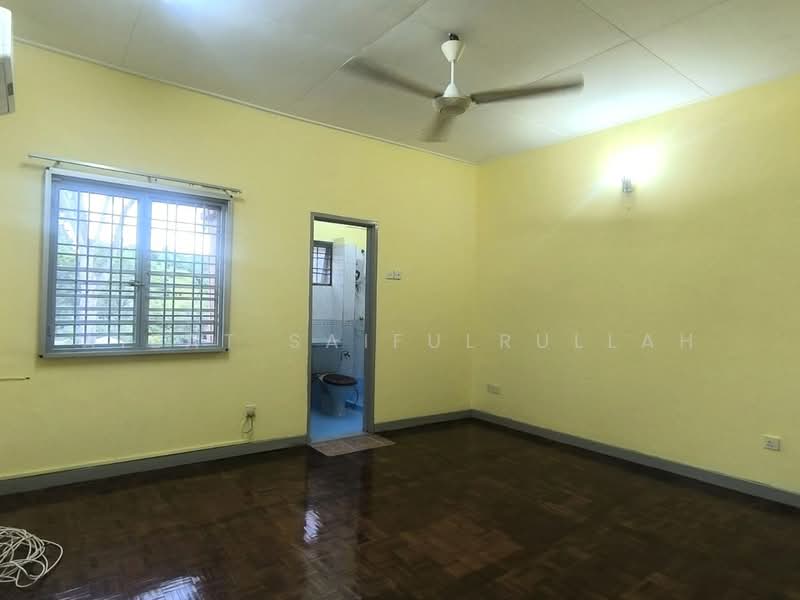 Rumah Teres 2 Tingkat untuk Disewa di Subang Jaya (Selangor) - Aizat Saifulrullah - Bedroom - PropertyGuru.com.my