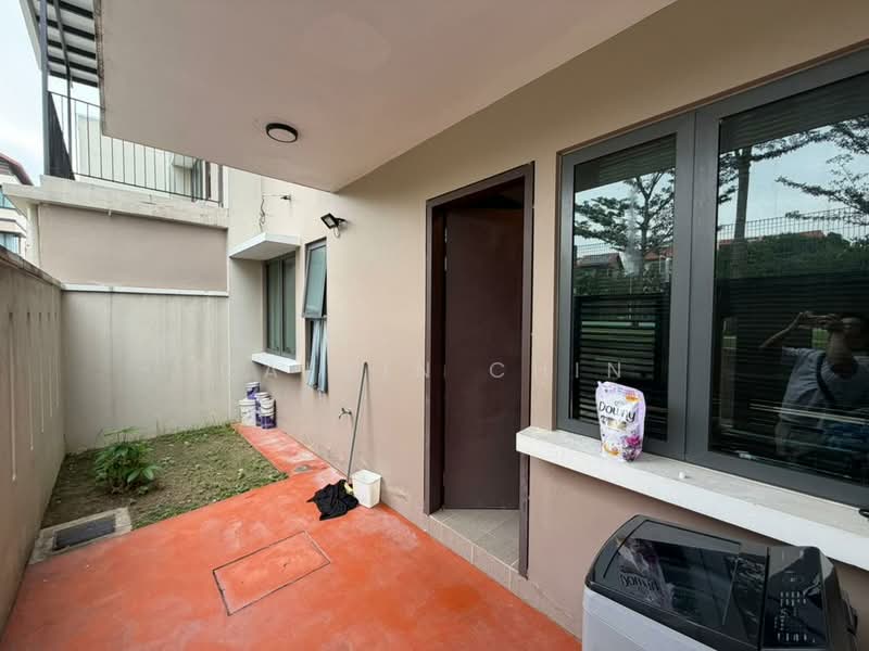 Rumah Teres 3 Tingkat untuk Dijual di Taman Taynton View (Cheras) - calvin Chin - Exterior - PropertyGuru.com.my