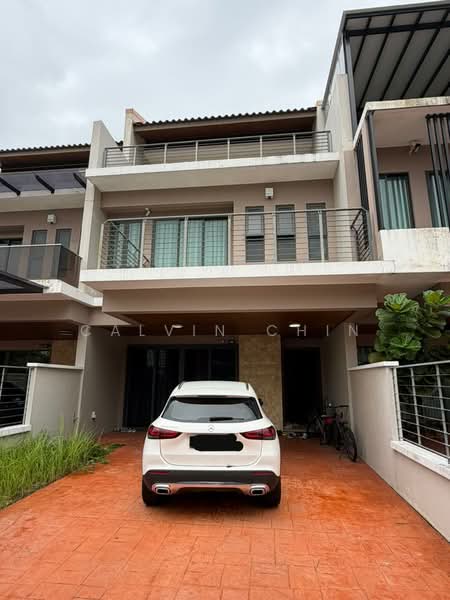 Rumah Teres 3 Tingkat untuk Dijual di Taman Taynton View (Cheras) - calvin Chin - Exterior - PropertyGuru.com.my