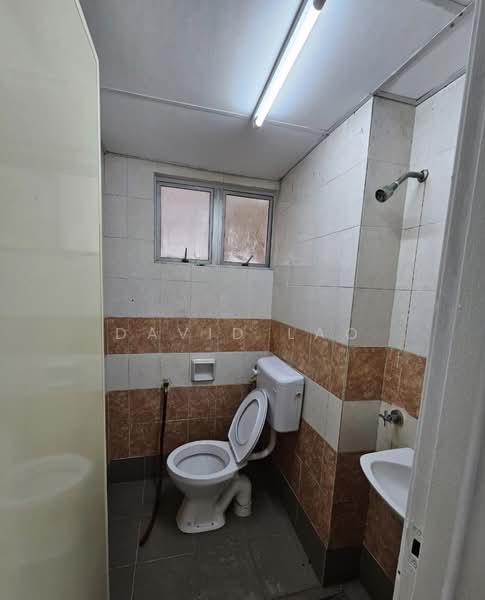 Kondominium untuk Disewa di Pelangi Damansara - David Lao - Bathroom - PropertyGuru.com.my