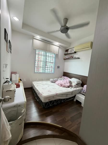 Apartment for Sale at Lake View Suites - Alanis Lee - PropertyGuru.com.my