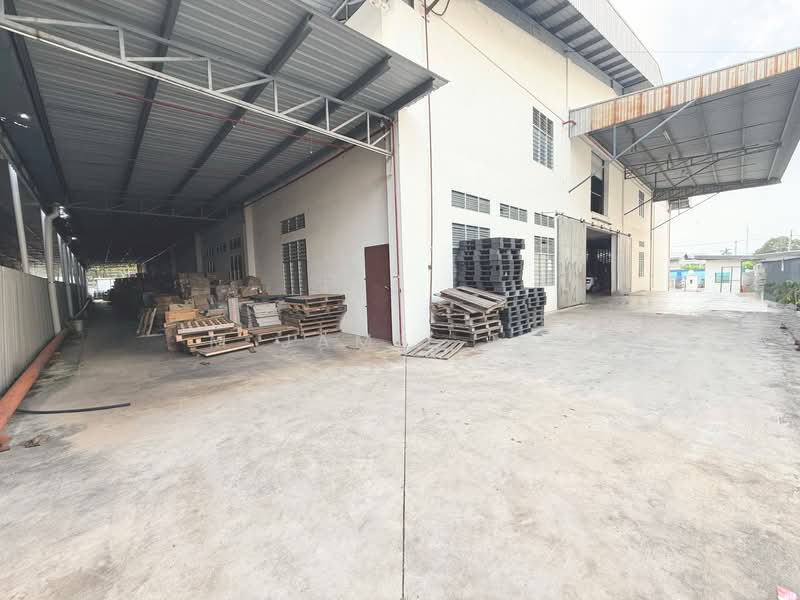 Gudang untuk Dijual di Batu Pahat (Johor) - M Jamil Ali - PropertyGuru.com.my