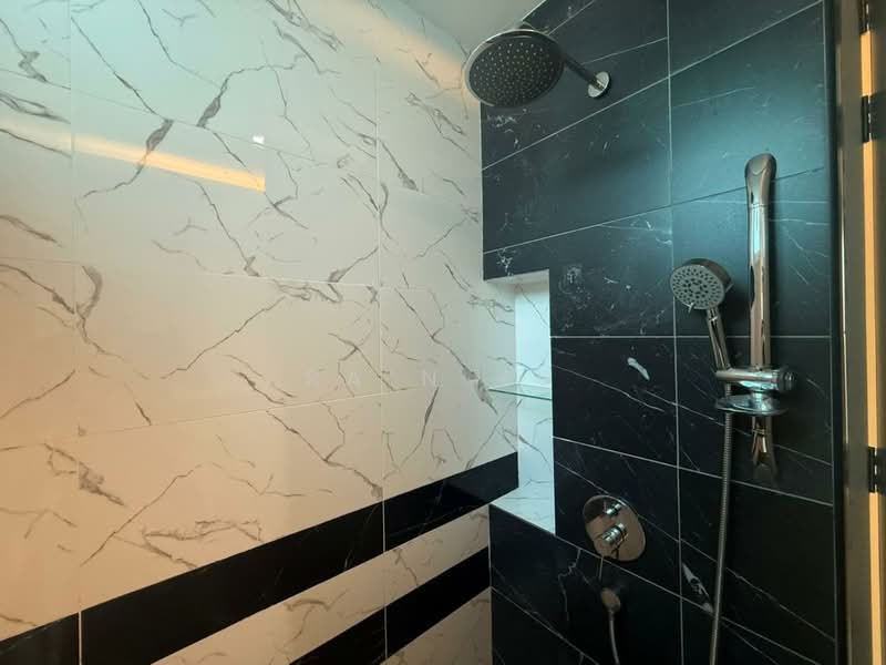 Kondominium untuk Disewa di QuayWest Residence - Rain Yu - Bathroom - PropertyGuru.com.my