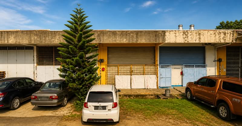 For Rent - Taman Perindustrian Puchong