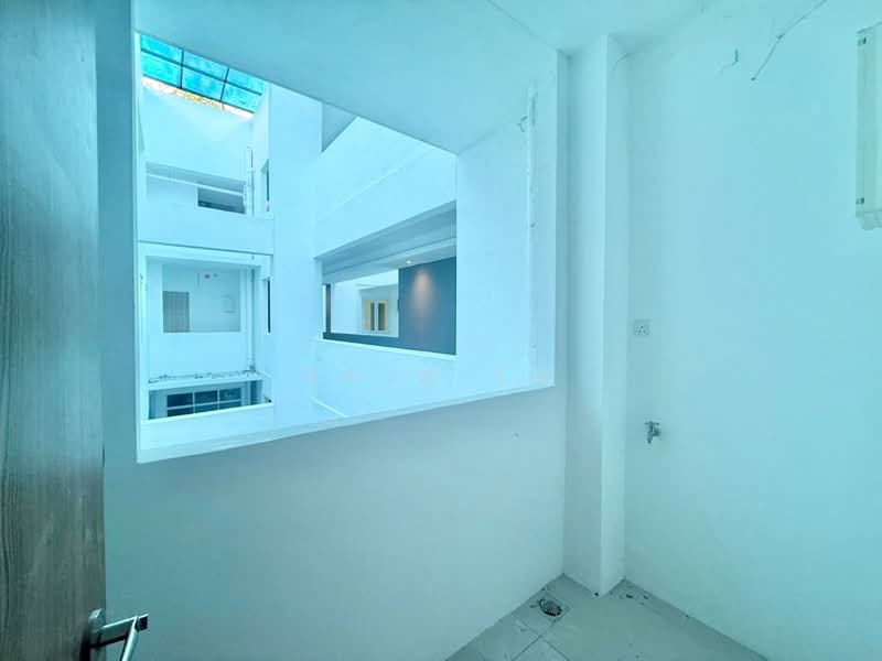Kondominium untuk Dijual di QuayWest Residence - Rain Yu - Interior - PropertyGuru.com.my