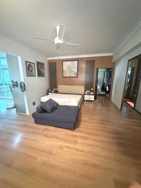 Bungalow for Sale in Ampang (Selangor) - Wan Azemi Wan Daud - Bedroom - PropertyGuru.com.my