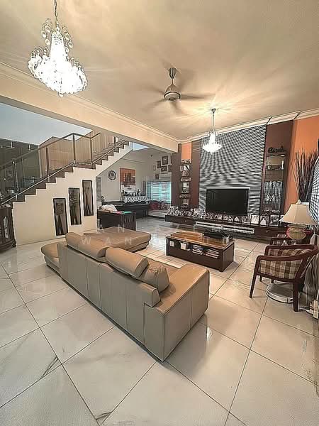 Bungalow for Sale in Ampang (Selangor) - Wan Azemi Wan Daud - Living Room - PropertyGuru.com.my