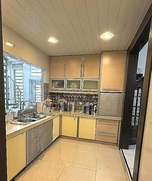 Bungalow for Sale in Ampang (Selangor) - Wan Azemi Wan Daud - Kitchen - PropertyGuru.com.my