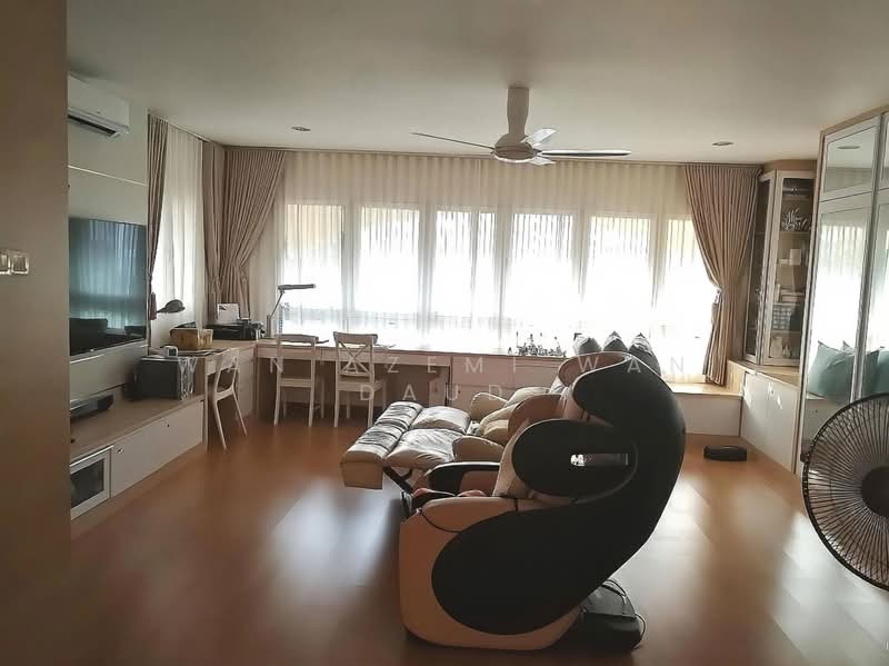 Bungalow for Sale in Ampang (Selangor) - Wan Azemi Wan Daud - Living Room - PropertyGuru.com.my