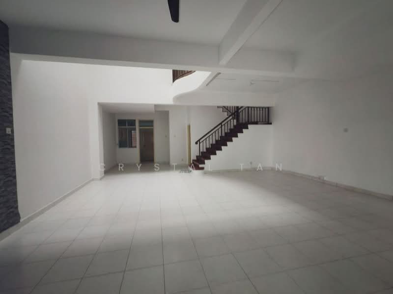 2-storey Terraced House for Sale in Taman Sri Pulai Perdana (Skudai) - Crystal Tan - Living Room - PropertyGuru.com.my