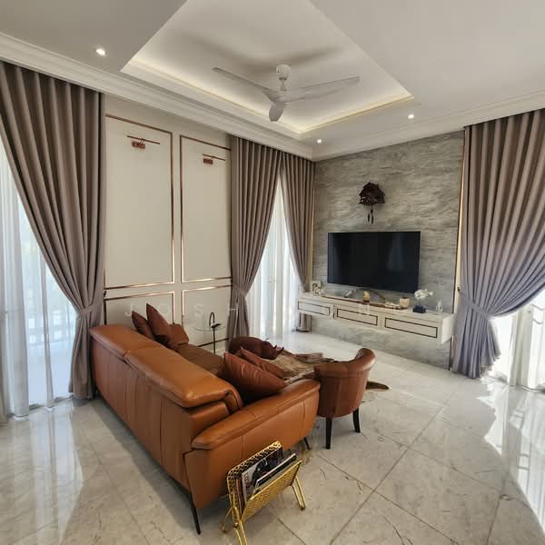 Semi-Detached House for Sale in Mont Kiara (Kuala Lumpur) - Josh Yong - Living Room - PropertyGuru.com.my