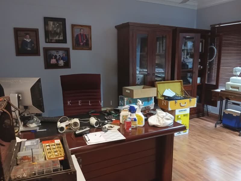 Rumah Banglo untuk Dijual di Taman Bukit Pantai (Bangsar) - Kelvin Tan - Study - PropertyGuru.com.my