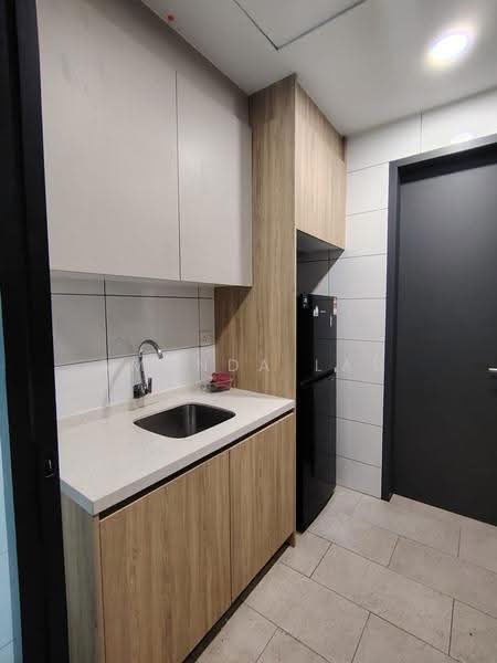 Condominium for Rent at The Valley Residences @ SkySierra - Amanda Lau - Kitchen - PropertyGuru.com.my