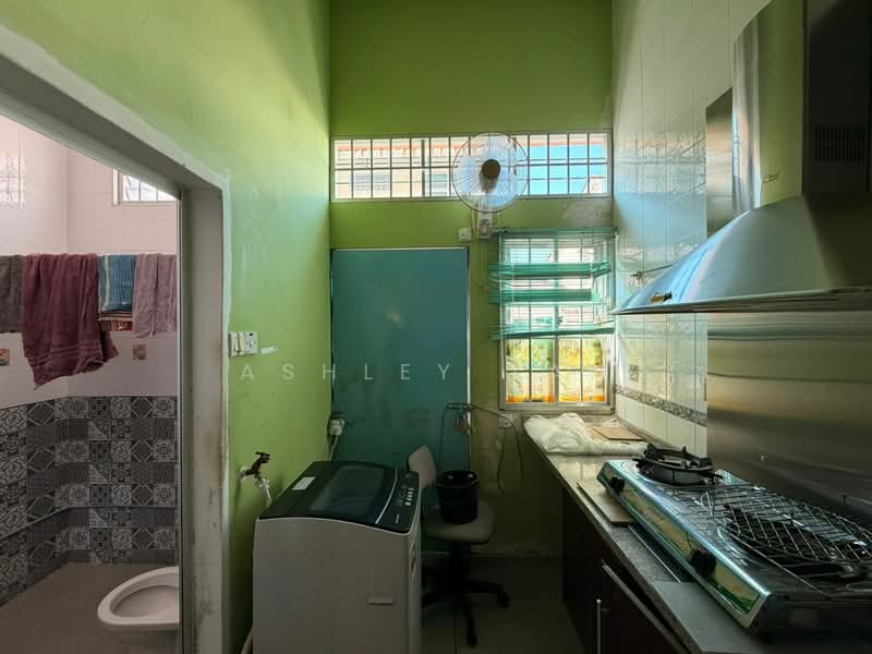 2-storey Terraced House for Sale in Tanjung Bungah (Penang) - Ashley Tan - Kitchen - PropertyGuru.com.my