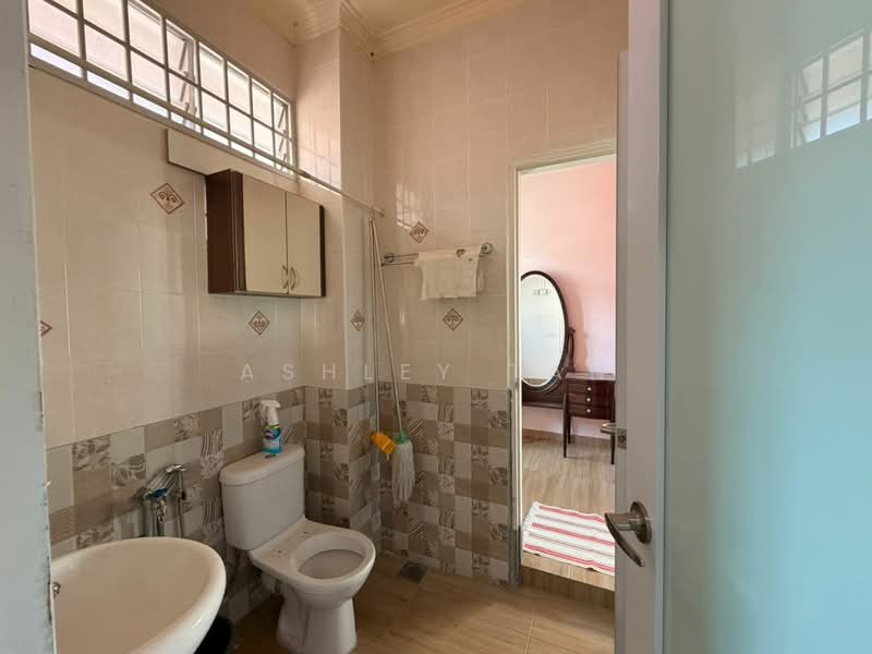 2-storey Terraced House for Sale in Tanjung Bungah (Penang) - Ashley Tan - Bathroom - PropertyGuru.com.my