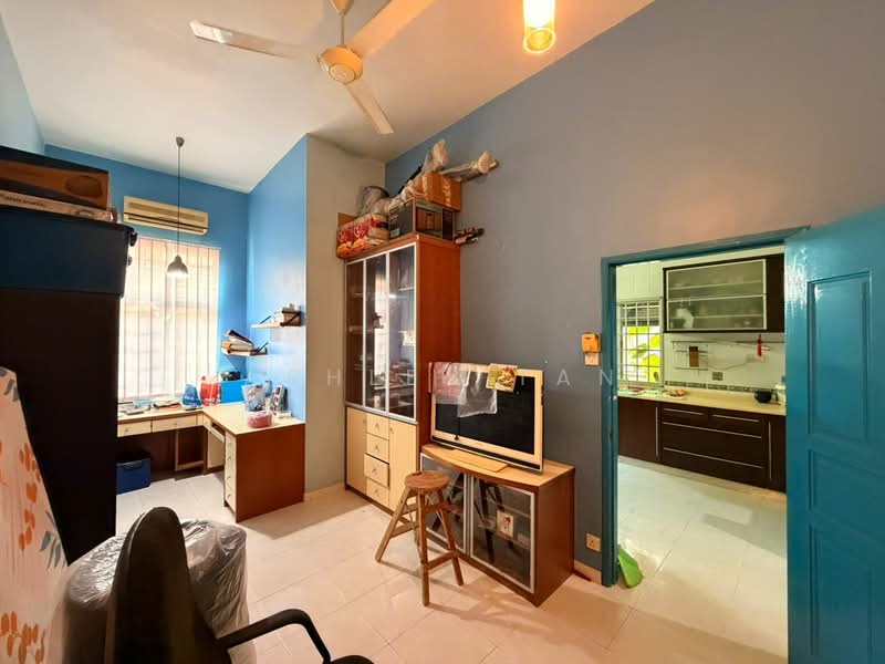 2-storey Terraced House for Sale in Tanjung Bungah (Penang) - Ashley Tan - Study - PropertyGuru.com.my