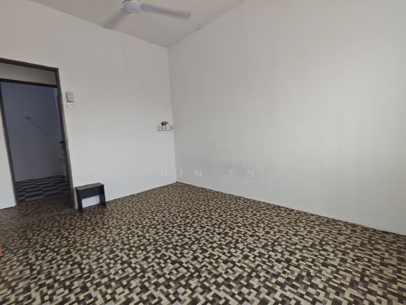 Rumah Flat untuk Dijual di Rumah Pangsa Sutera Wangi - CHIN FN - Interior - PropertyGuru.com.my