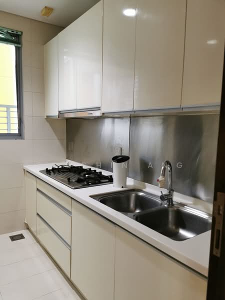 Condominium for Sale at Hampshire Residences - PooChin Ang - Kitchen - PropertyGuru.com.my