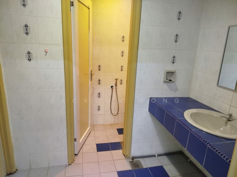 Office for Rent in Damansara Intan (Petaling Jaya) - Jackson Wong - Bathroom - PropertyGuru.com.my