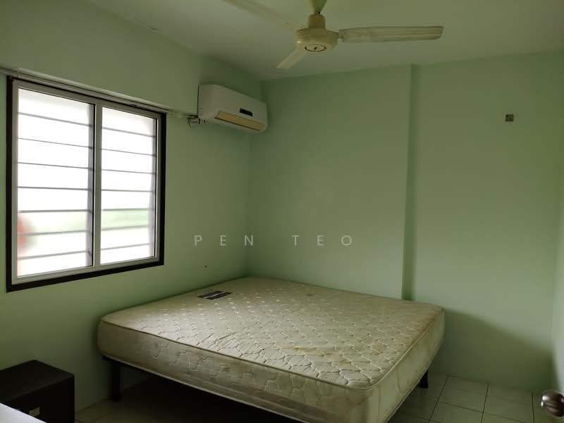 Pangsapuri untuk Dijual di Desa Indah Block 33 - Pen Teo - PropertyGuru.com.my