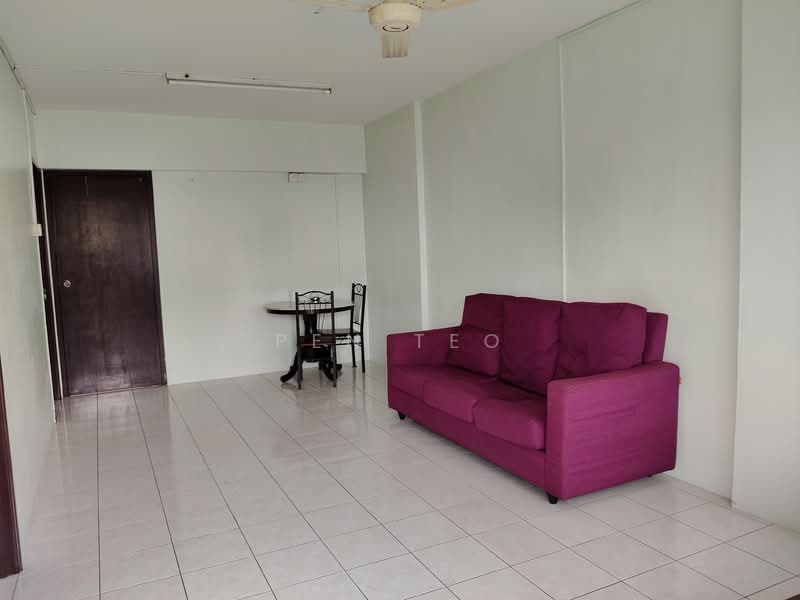 Pangsapuri untuk Dijual di Desa Indah Block 33 - Pen Teo - PropertyGuru.com.my