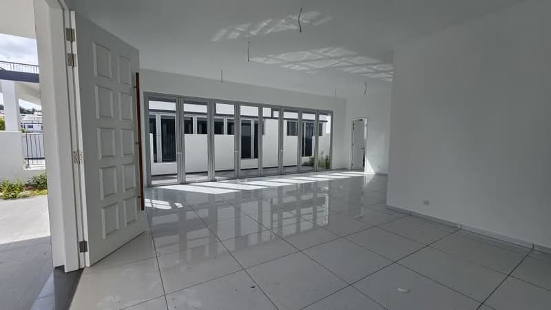 Rumah Berkembar untuk Dijual di Taman Ekoflora (Johor Bahru) - Jimmy . - Living Room - PropertyGuru.com.my