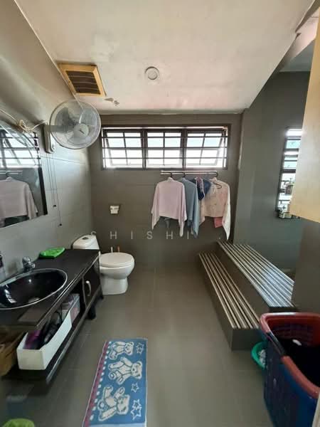 Semi-Detached House for Sale in Taman Perling (Perling) - Shishi . - PropertyGuru.com.my