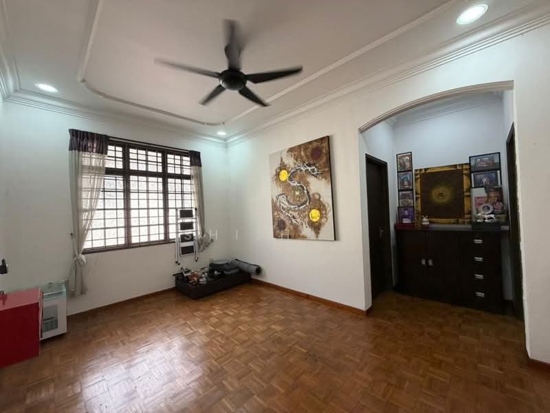 Semi-Detached House for Sale in Taman Perling (Perling) - Shishi . - PropertyGuru.com.my