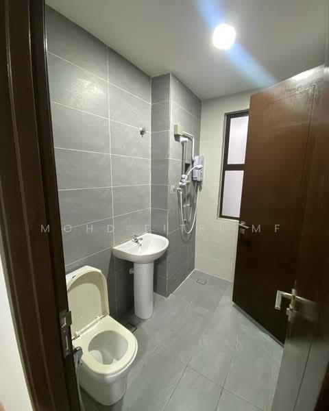 Townhouse for Sale in Shah Alam (Selangor) - Mohd Fitri MF - Bathroom - PropertyGuru.com.my