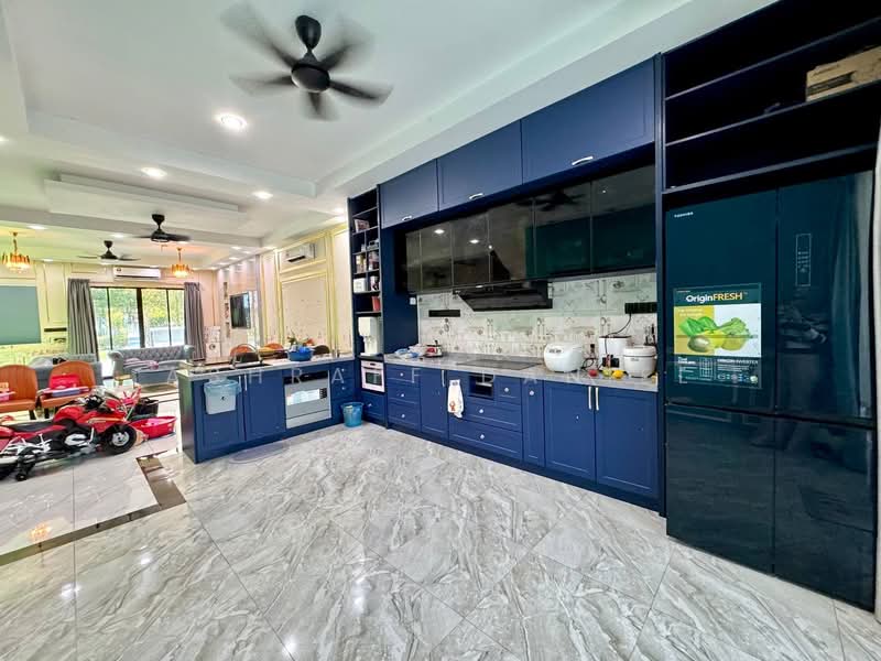 2-storey Terraced House for Sale in Sepang (Selangor) - Ashraff Daniel - Kitchen - PropertyGuru.com.my