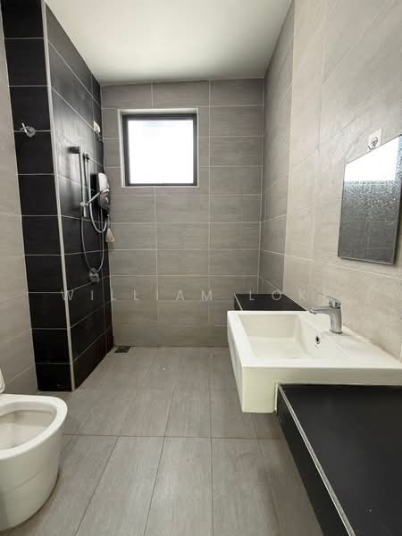 2-storey Terraced House for Rent in Taman Sutera Utama (Skudai) - William Loke - Bathroom - PropertyGuru.com.my