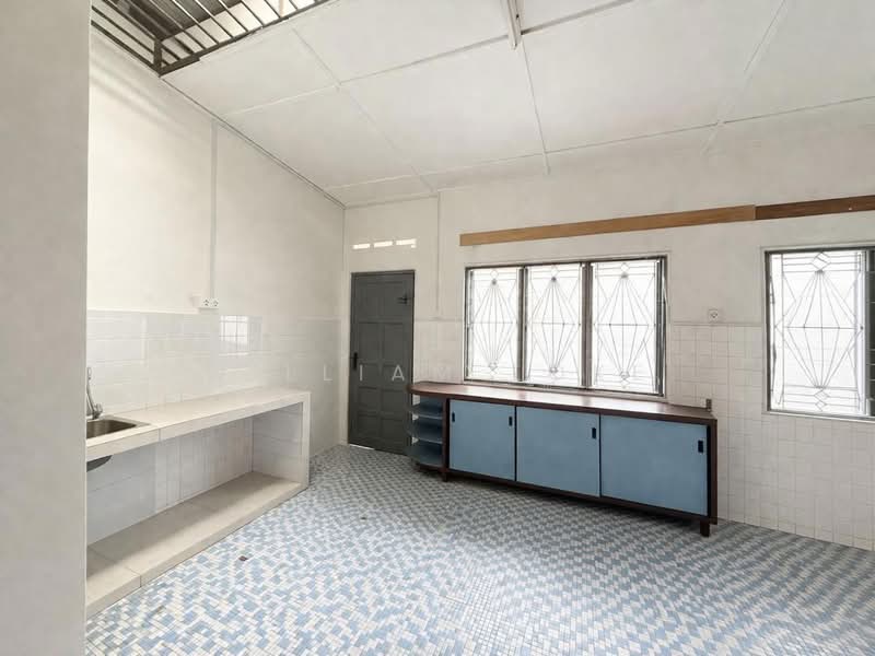 2-storey Terraced House for Sale in Taman Sri Tebrau (Johor Bahru) - William Loke - Kitchen - PropertyGuru.com.my