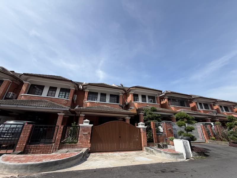 Rumah Teres 2 Tingkat untuk Disewa di Bukit Sungai Long 2 (Bandar Sungai Long) - Sicky Chow - Exterior - PropertyGuru.com.my