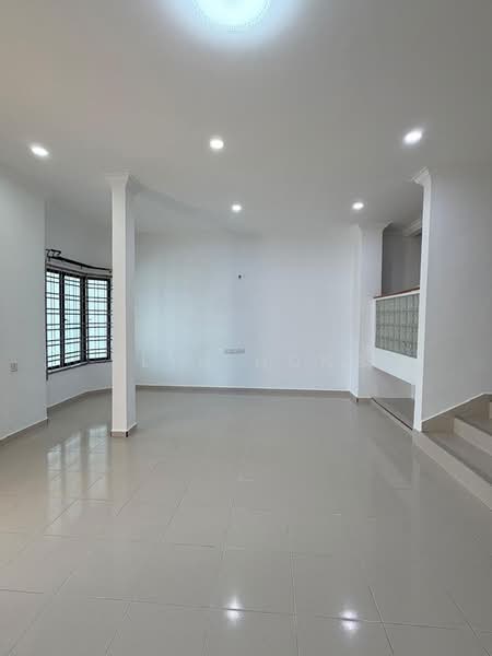 Untuk Disewa - Taman Tasek