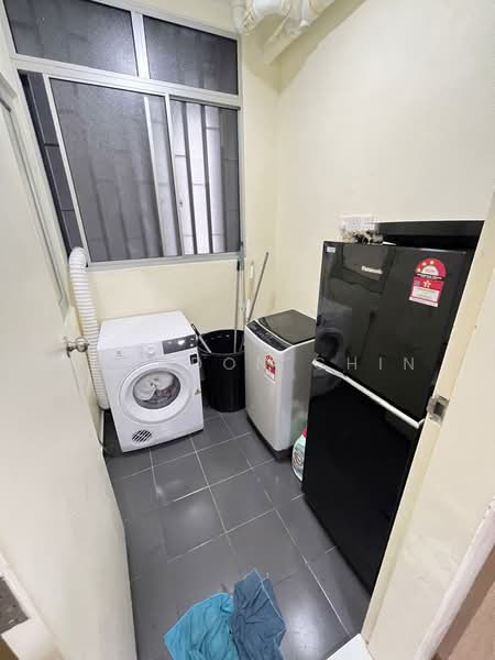 Condominium for Rent at D'Nuri Residence @ Desa Petaling - Brandon Chin - Interior - PropertyGuru.com.my