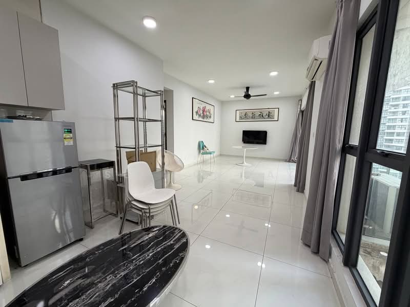 Kondominium untuk Dijual di Royal Strand @ Country Garden Danga Bay - See Hon Tay - PropertyGuru.com.my