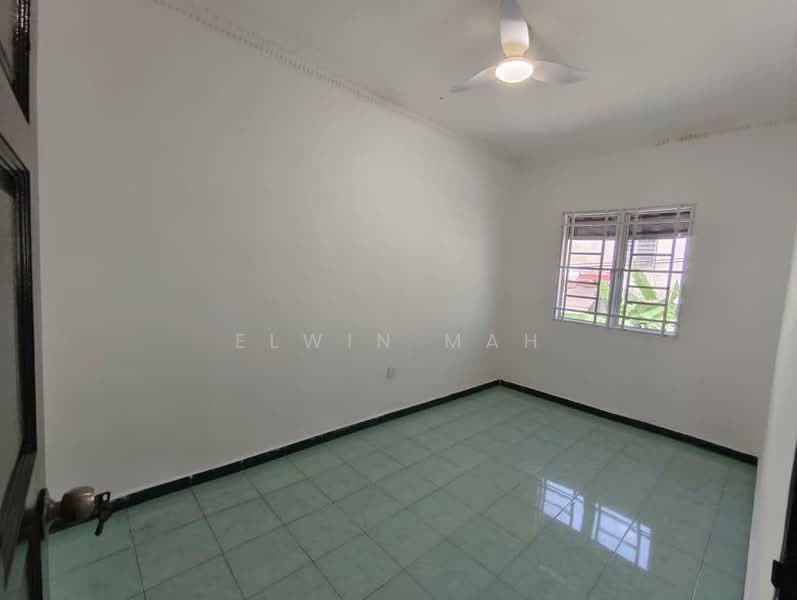 Rumah Teres 2 Tingkat untuk Dijual di Bandar Tasik Puteri (Rawang) - Elwin Mah - PropertyGuru.com.my