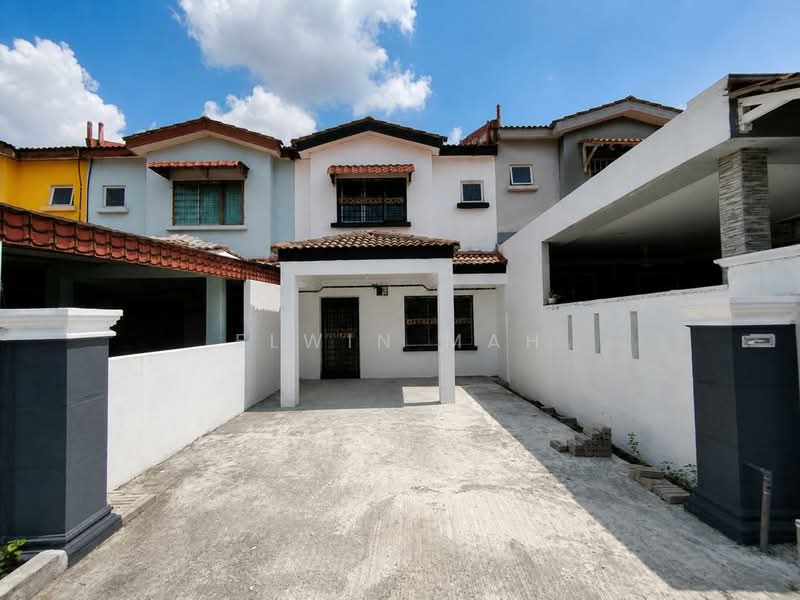 Rumah Teres 2 Tingkat untuk Dijual di Bandar Tasik Puteri (Rawang) - Elwin Mah - PropertyGuru.com.my