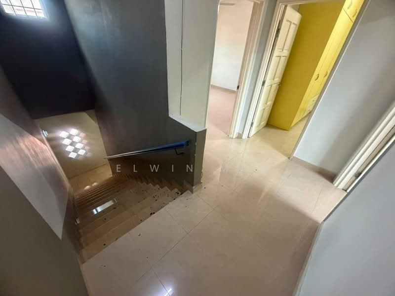 2-storey Terraced House for Sale in Rawang Perdana 2 (Rawang) - Elwin Mah - Corridor - PropertyGuru.com.my