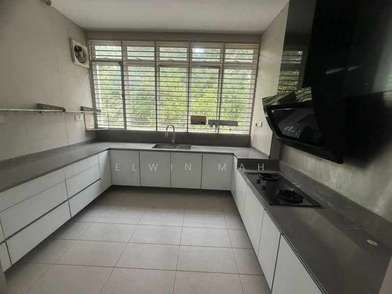 3.5-storey Terraced House for Sale in Taman Sri Hijau (Rawang) - Elwin Mah - Kitchen - PropertyGuru.com.my