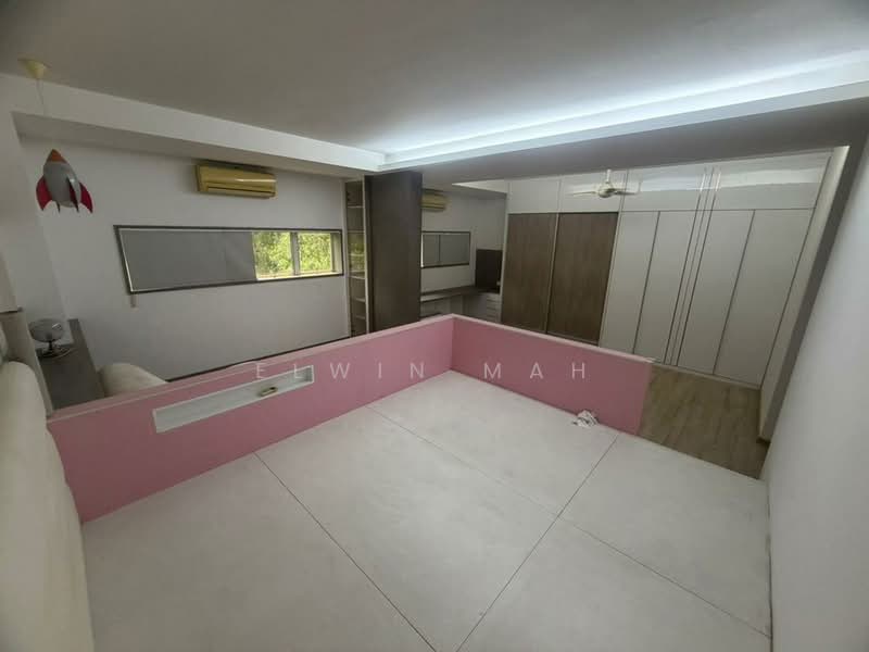 3.5-storey Terraced House for Sale in Taman Sri Hijau (Rawang) - Elwin Mah - Bedroom - PropertyGuru.com.my