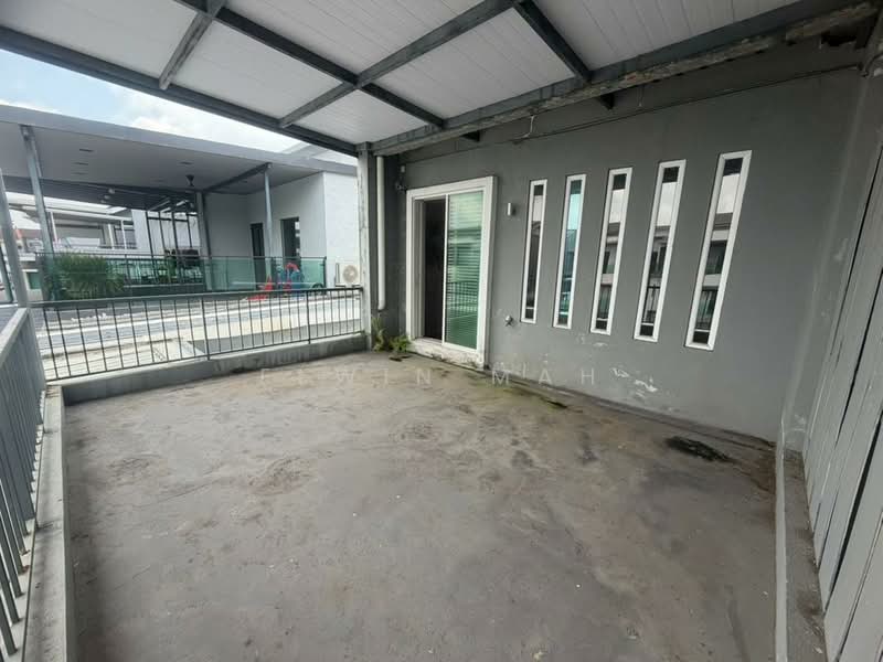 3.5-storey Terraced House for Sale in Taman Sri Hijau (Rawang) - Elwin Mah - Exterior - PropertyGuru.com.my