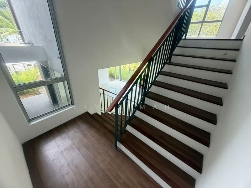 3-storey Terraced House for Sale in Bandar Country Homes (Rawang) - Elwin Mah - Interior - PropertyGuru.com.my